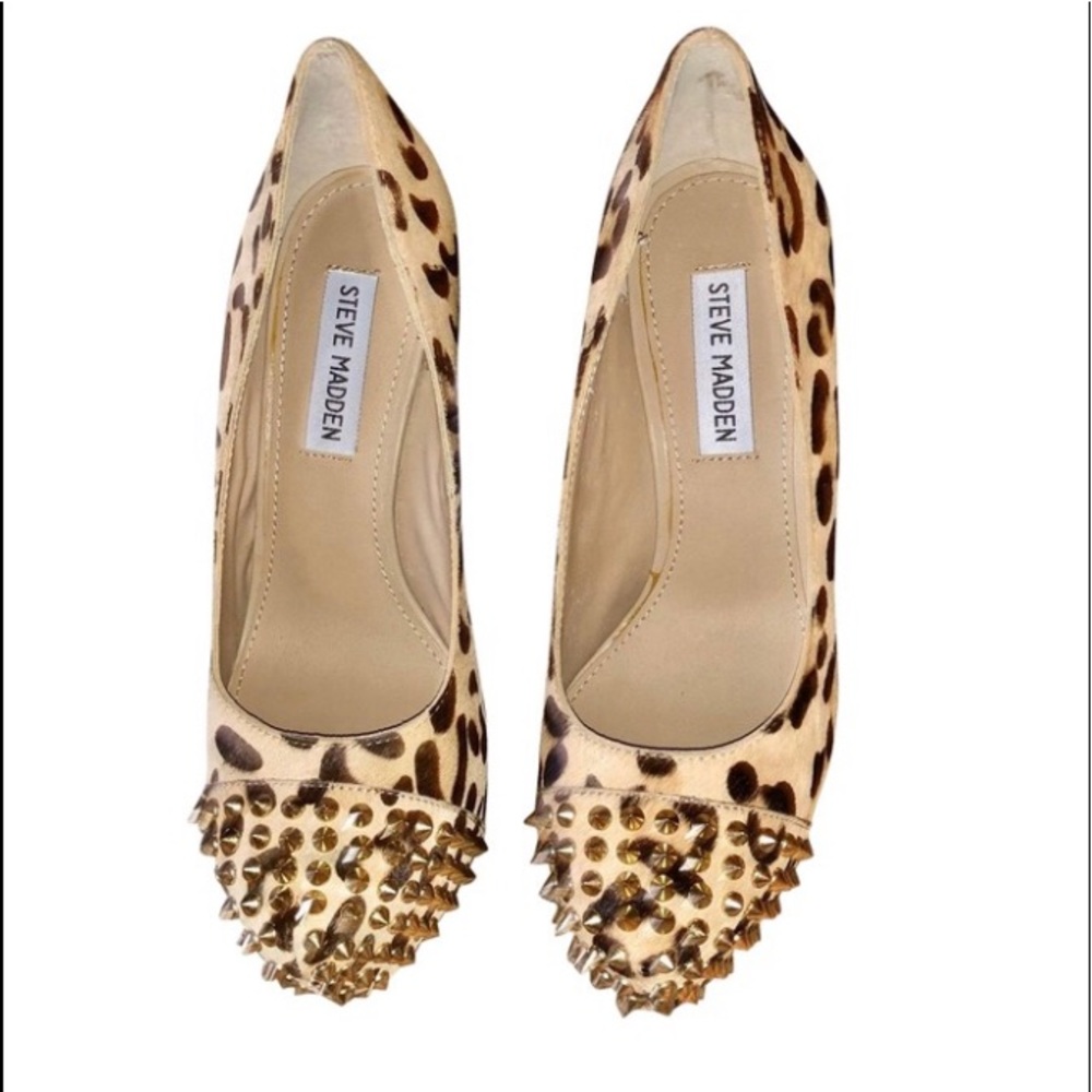 🔥🔥NWT🔥🔥STUDDED PLATFORM PUMP🔥🔥